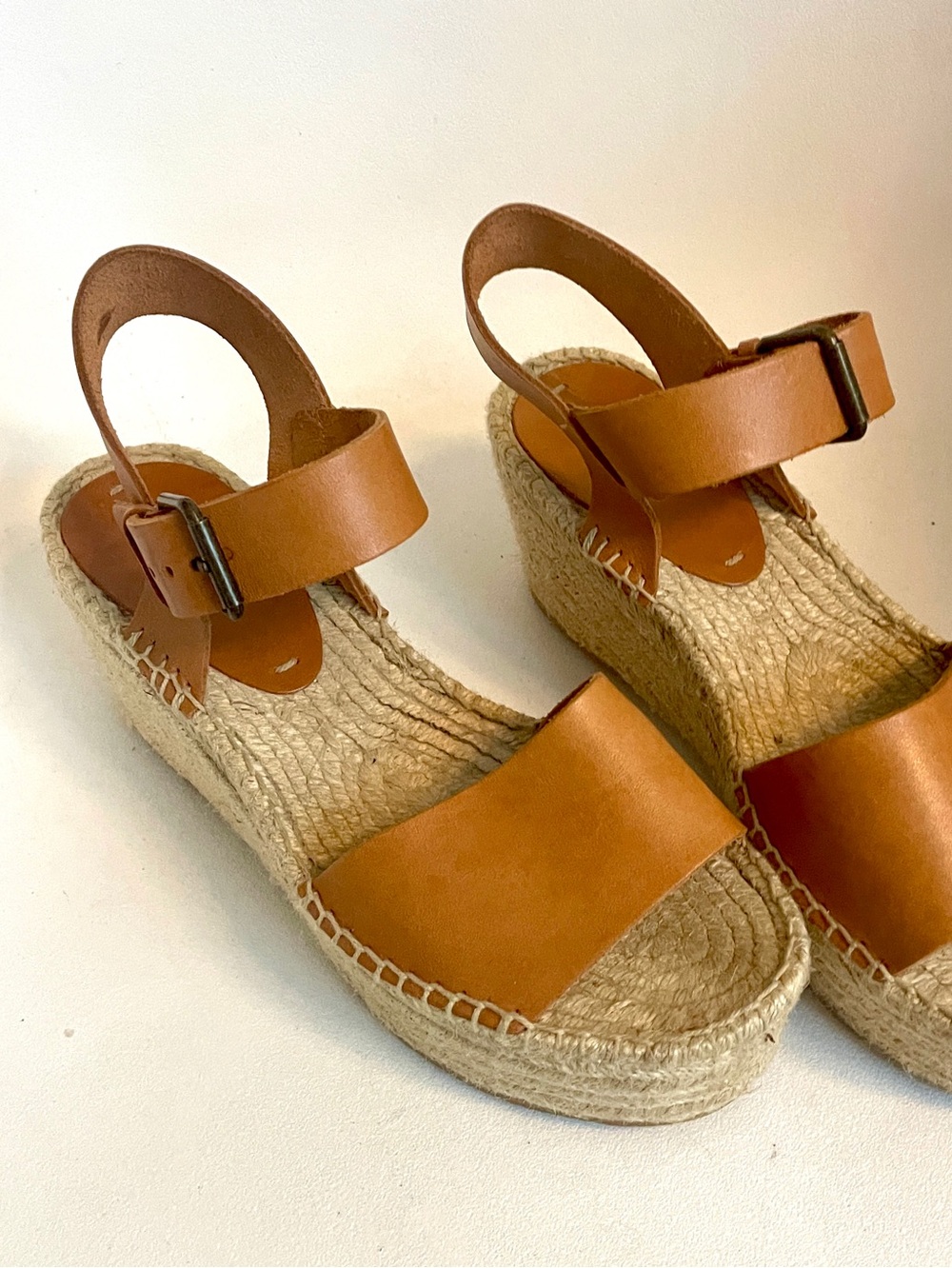 NEW! Tan Leather Soludos Espadrille Wedge Sandals